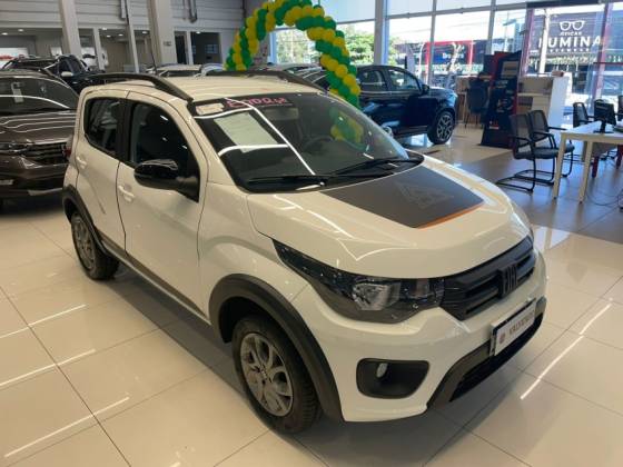 FIAT MOBI 1.0 FIREFLY FLEX TREKKING MANUAL FIAT MOBI 1.0 FIREFLY FLEX TREKKING MANUAL